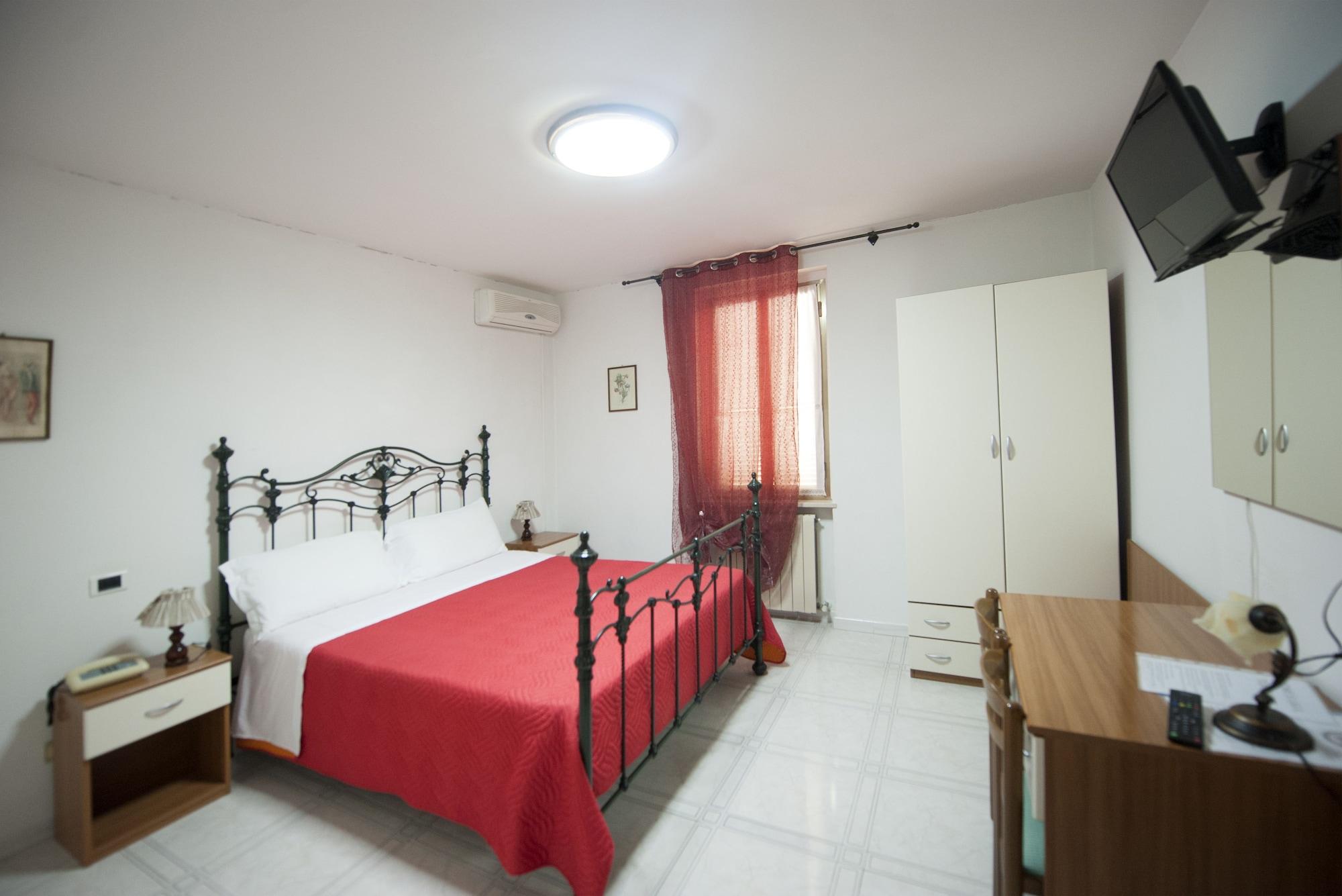 Hotel Athena Сполето Екстер'єр фото