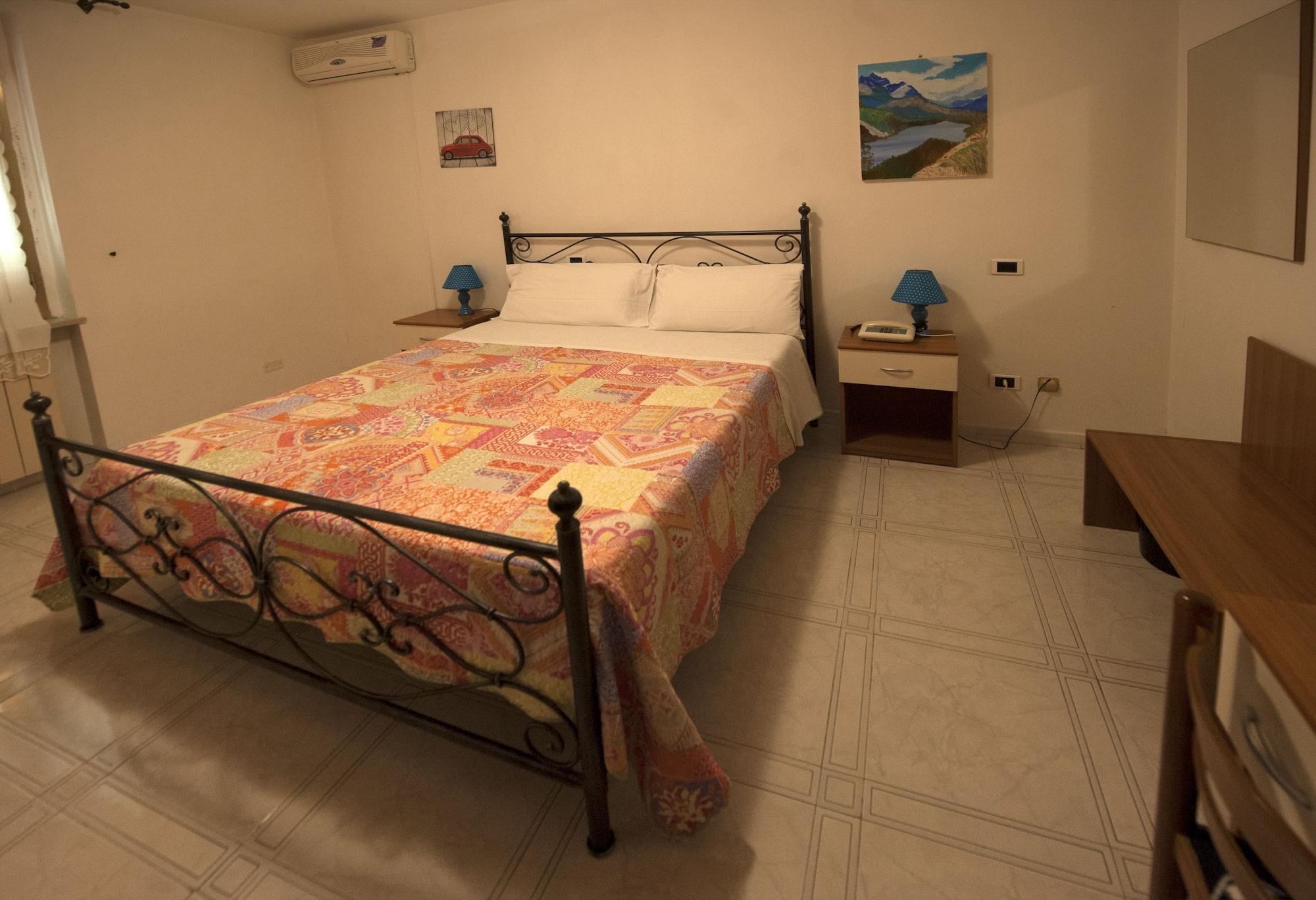Hotel Athena Сполето Екстер'єр фото