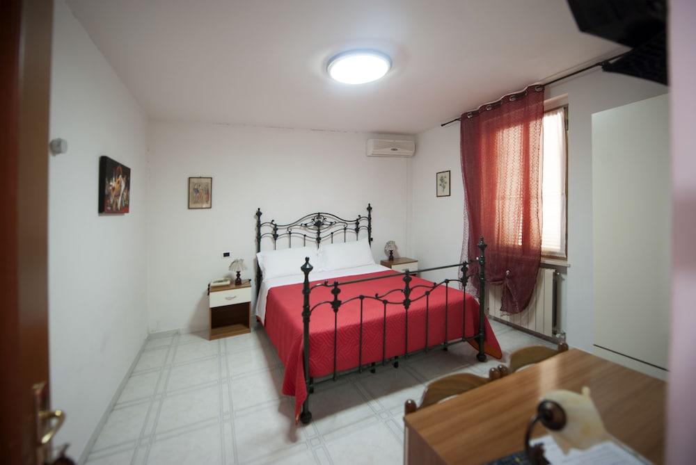 Hotel Athena Сполето Екстер'єр фото