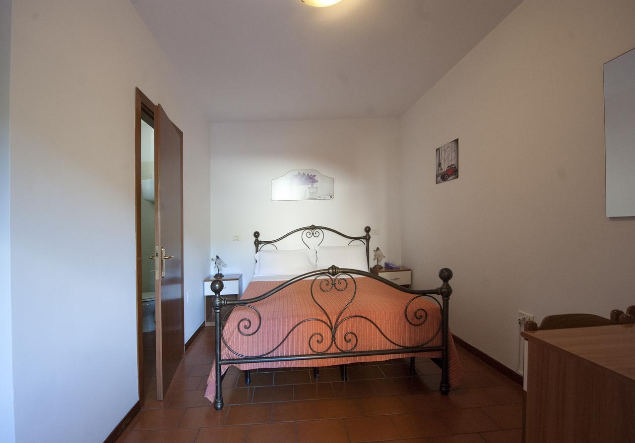 Hotel Athena Сполето Екстер'єр фото